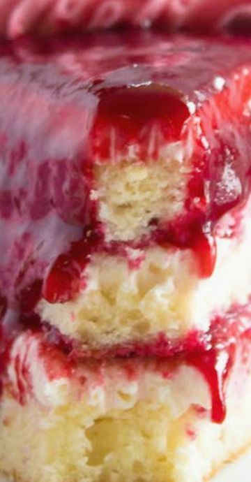 Vanilla-Raspberry-Cake
