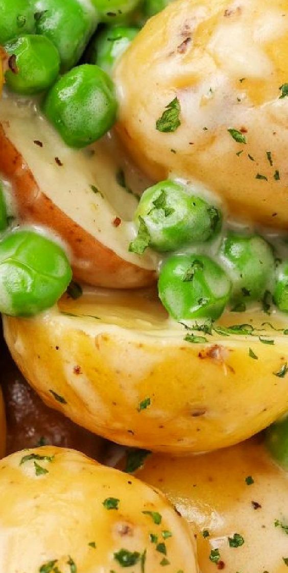 Creamed-Peas-and-Potatoes
