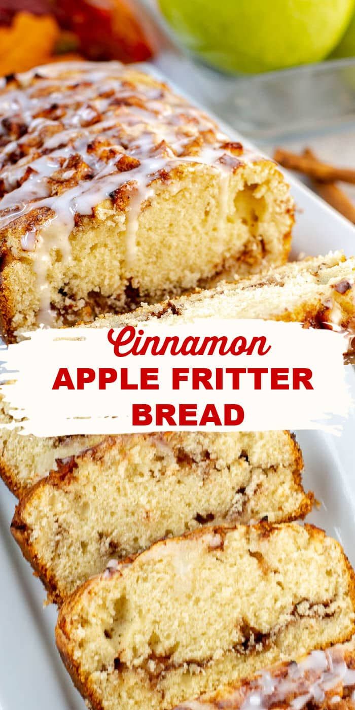 Apple-cinnamon cake with vanilla glaze, cut, showing the soft texture with pieces of apples and a thin layer of white glaze on top, against a wooden surface.